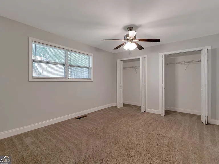 3102 Edgewater Dr — Photo 21