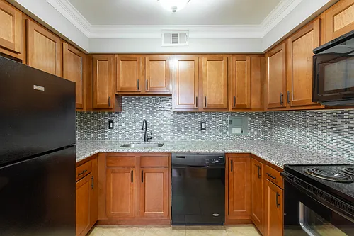 5410 Wellesley Ave #5 Photo 1 5410 Wellesley Ave #5 Photo 1