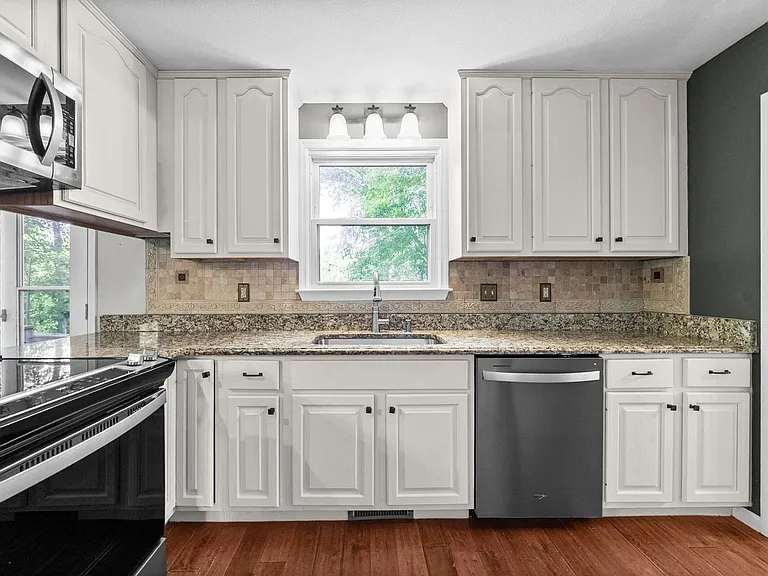 2861 Brothers Rd — Photo 12