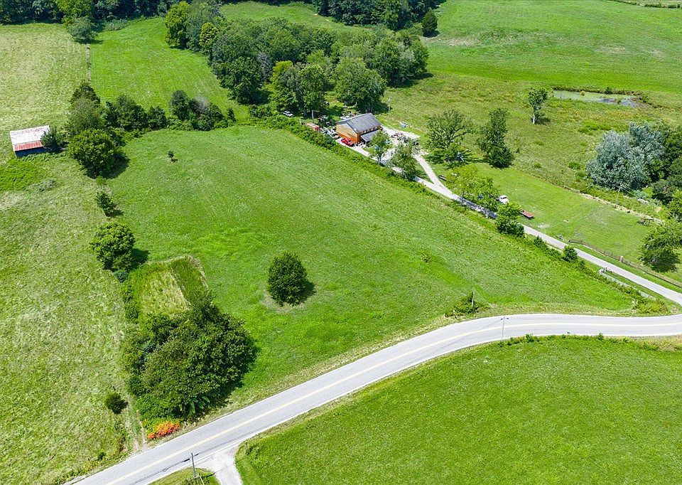 14 Alexander Ln, Byrdstown, TN 38549 | MLS #238536 | Zillow