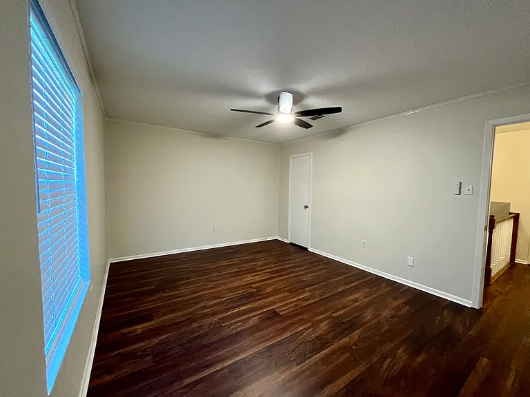 438 Georgetown St — Photo 30