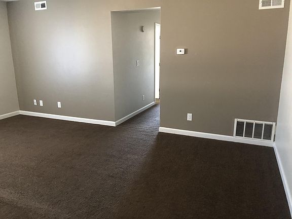 2nd image of 948 Gordon Smith Blvd APT 10