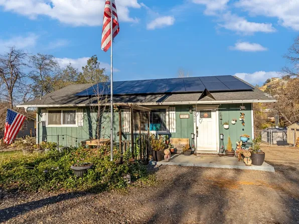 20660 Willow Springs Dr, Soulsbyville, CA 95372