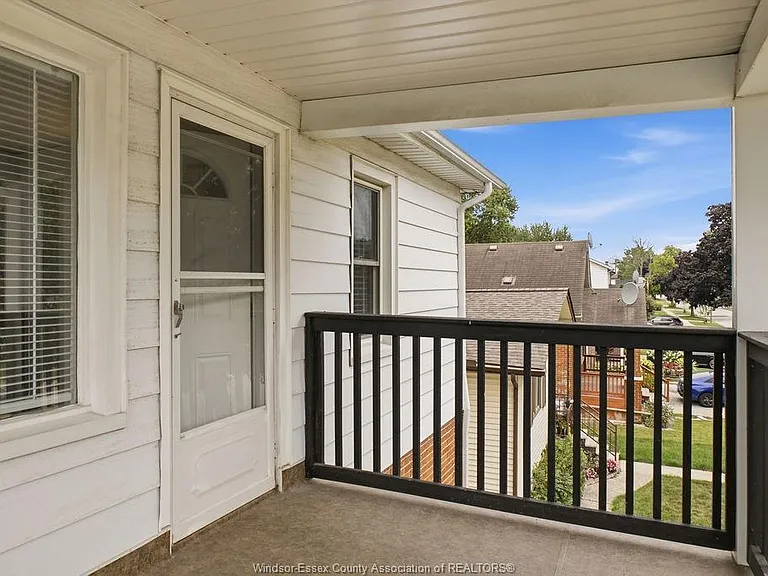 1338 Bernard Rd #UPPER — Photo 4