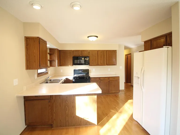 1670 Pleasantview Dr — Photo 8