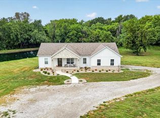 1542 Troy Ofallon Rd, Troy, IL 62294