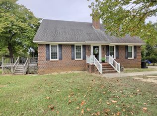 705 Peterson Street, Clinton, NC 28328