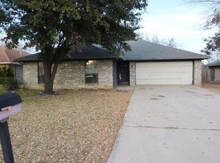 3905 Waterford Way, Denton, TX 76210