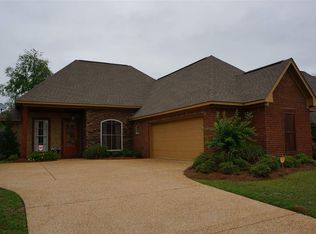 111 Amethyst Dr, Brandon, MS 39047
