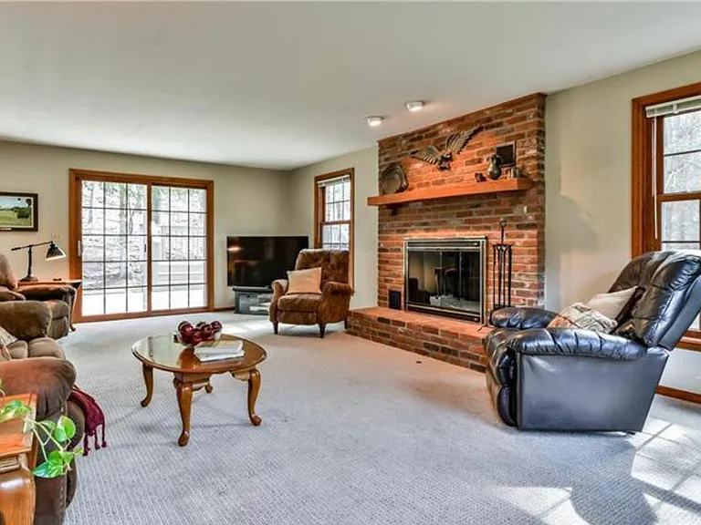 389 Pine Valley Ct — Photo 16