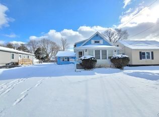 413 Garden City Dr, Syracuse, NY 13211