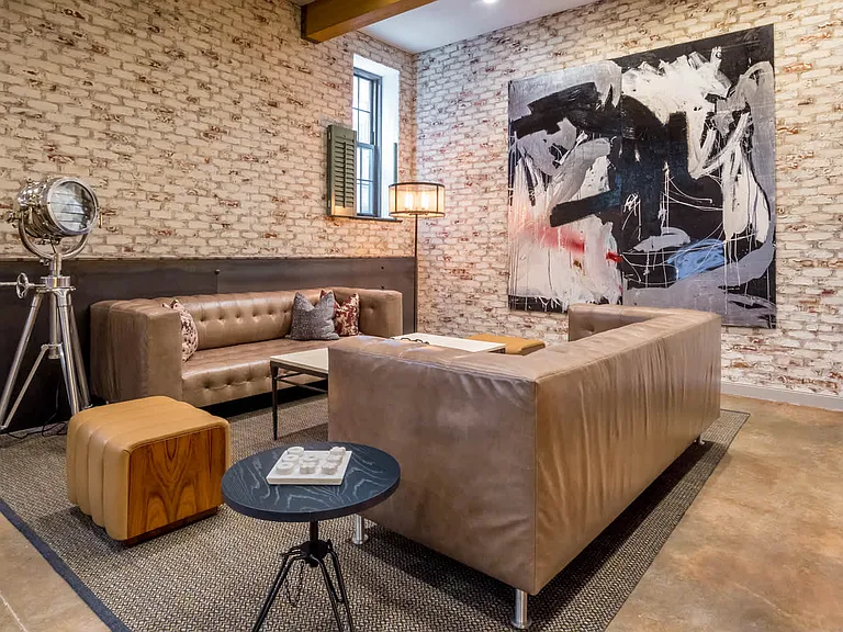 Lounge Space