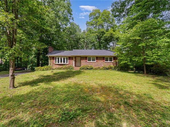 515 Holmes Dr, Rural Hall, NC 27045