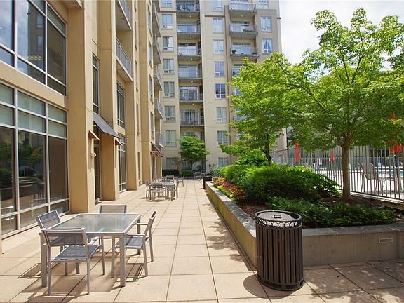 5th image of 711 Cosmopolitan Dr NE Unit 617
