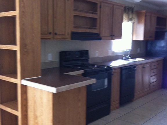 4th image of 8059 Main St