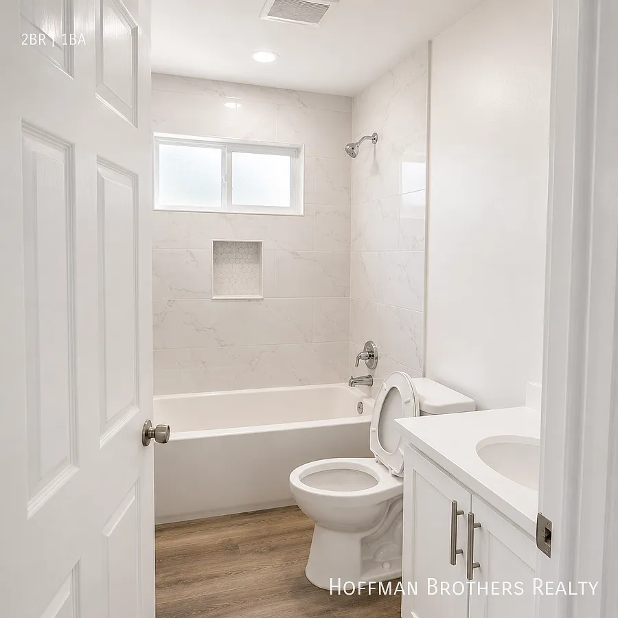 6330 Brynhurst Ave Los Angeles, CA 90043 — Photo 4