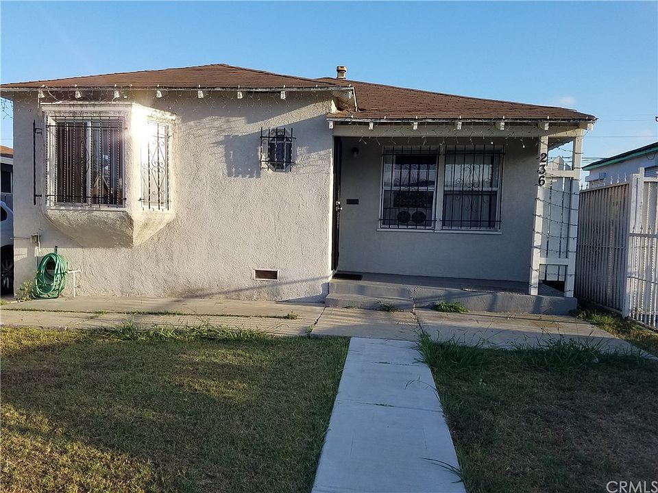 1st image of 236 W 118th St