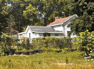 7537 Owen Center Rd, Rockford, IL 61101