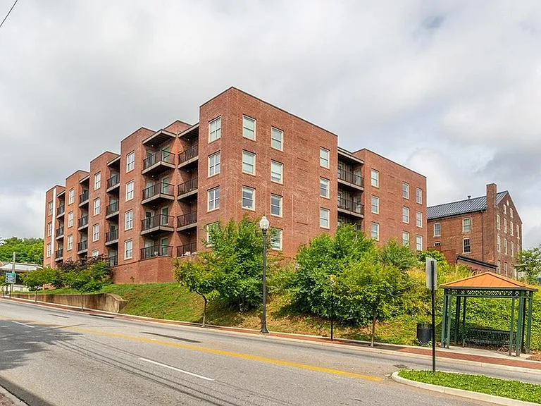 BuildingPhoto - 2023-08-22T095832.160-min
