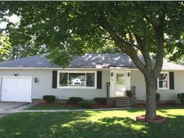 168 Vine St NW, Sparta, MI 49345