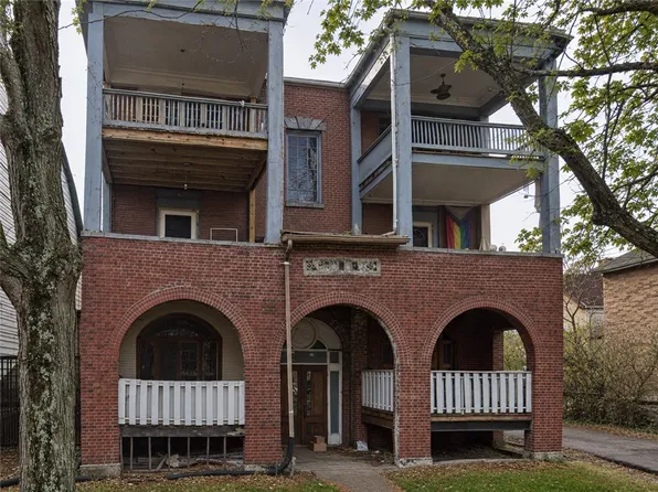 7710 Waverly St, Pittsburgh, PA 15221