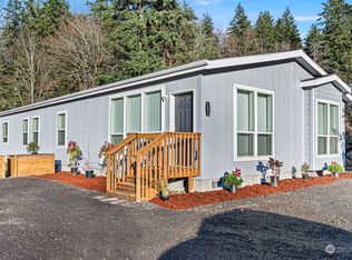 101 NE Byerly Dr, Belfair, WA