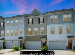 429 Snowberry Ln, Fredericksburg, VA 22405