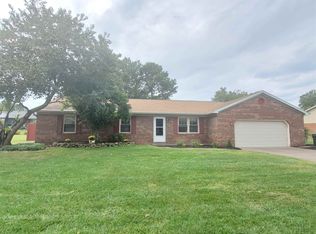 6910 Copperfield Dr, Evansville, IN 47711
