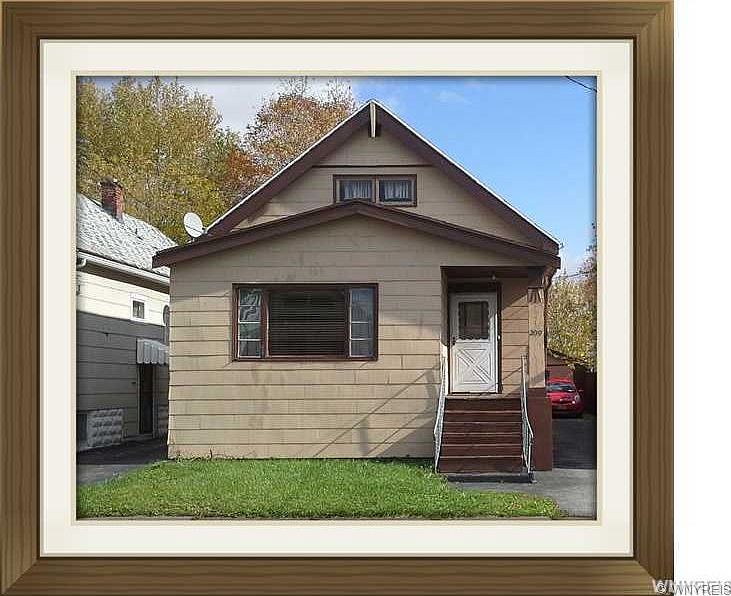 1st image of 209 Newburgh Ave
