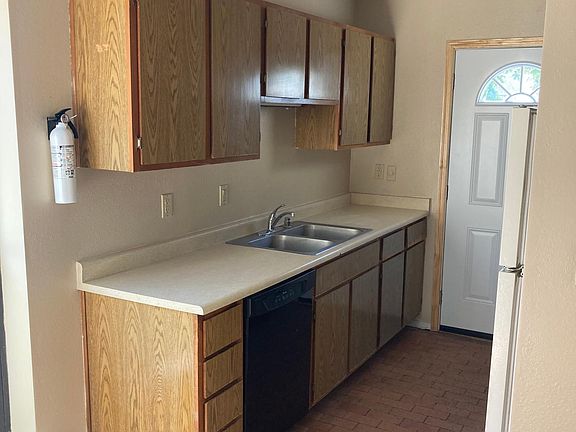 5th image of 5329 Heritage Way NE APT C