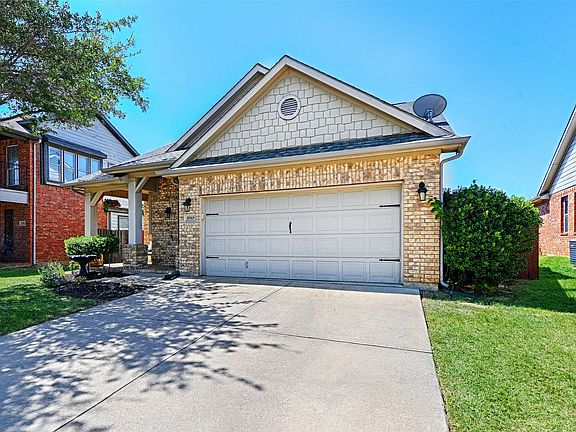 3rd image of 10969 Hawks Landing Rd
