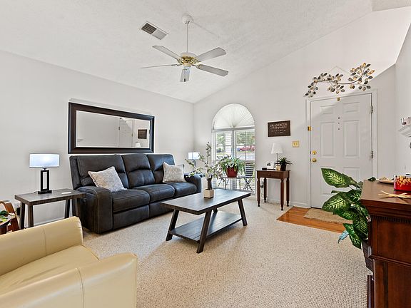 4th image of 2100 Wilkes Way