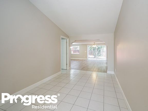 3rd image of 3277 Fox Lake Dr
