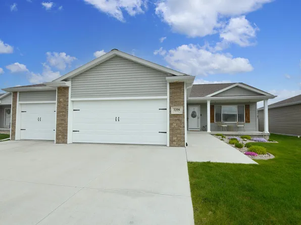 2206 E 36th St, Kearney, NE 68847