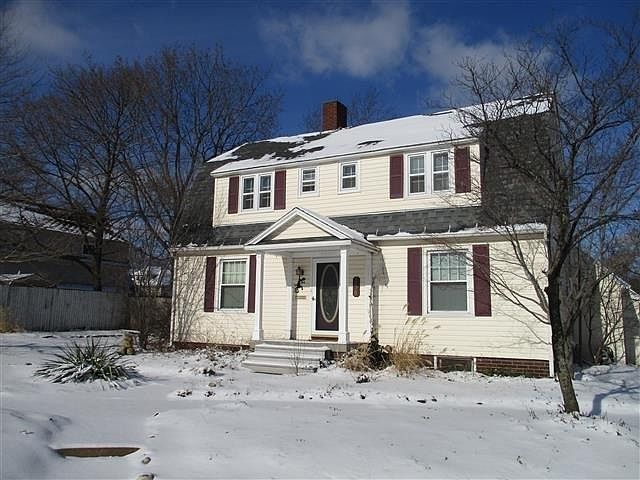 1st image of 750 Beverly Park Pl