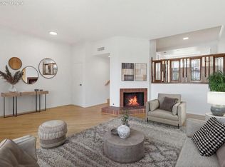 7340 Caminito Carlotta, San Diego, CA 92120