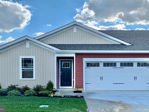 54 Casterline Ct, Dover, DE 19901