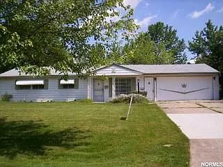 24165 Rugby Ct photo 1