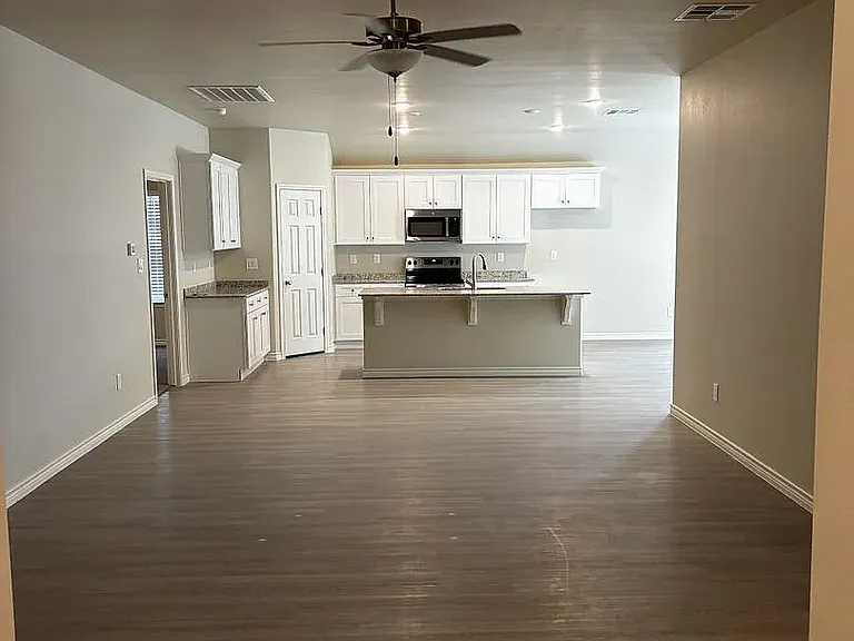 1305 Bajada St — Photo 8