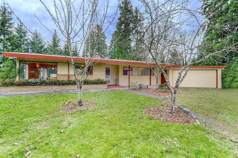 1st image of 11004 Circle Dr