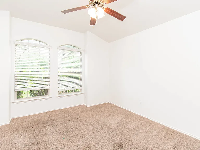 7003 Osbaldo Dr — Photo 8