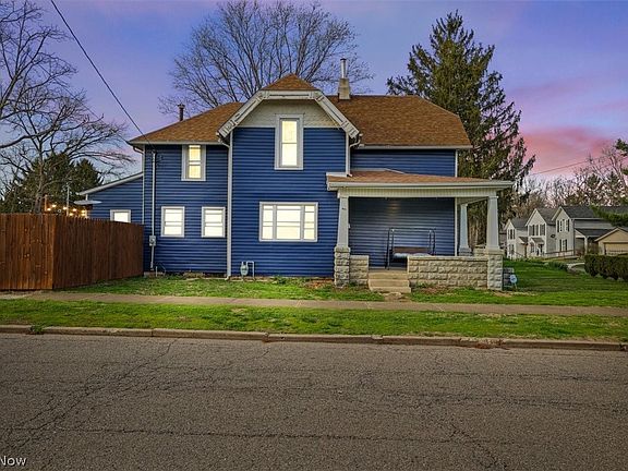 5th image of 393 Eddy St