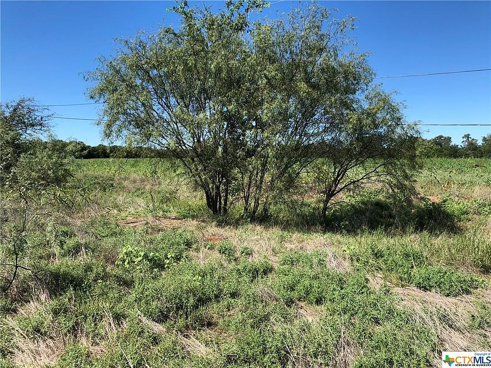 2nd image of 1609 Sun Valley Dr