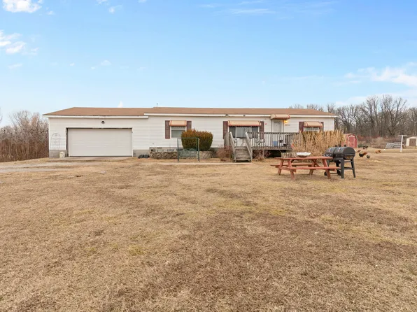 3294 S Wings Lane, Republic, MO 65738