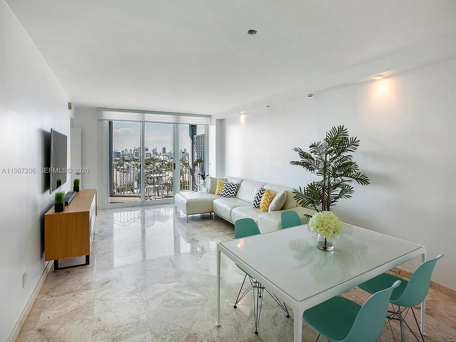 1500 Ocean Drive Condo — Photo 1