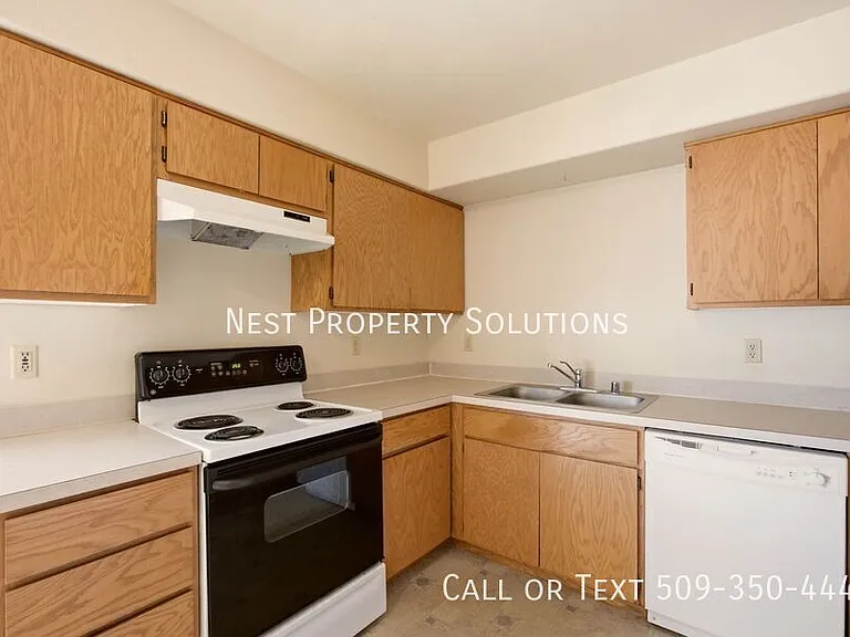 1818 W Crouse St #1 — Photo 12