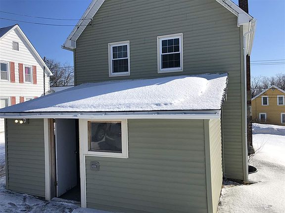 4th image of 10 Pine St
