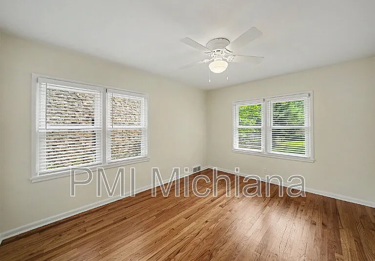 510 E Pokagon St — Photo 11