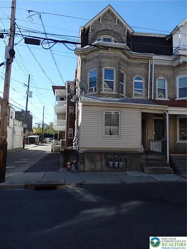 26 N Madison St #2 Photo 1