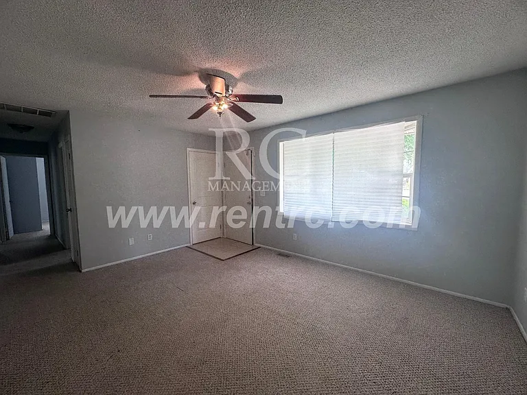 917 Timberline Dr — Photo 6